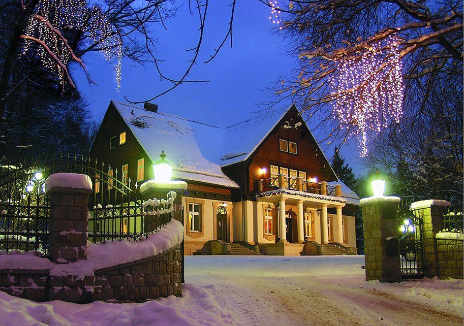 Hotel "Dworek Lesniczowka" Wodzisław Śląski Bagian luar foto